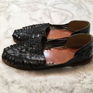 Toms leather sandal size 11 W